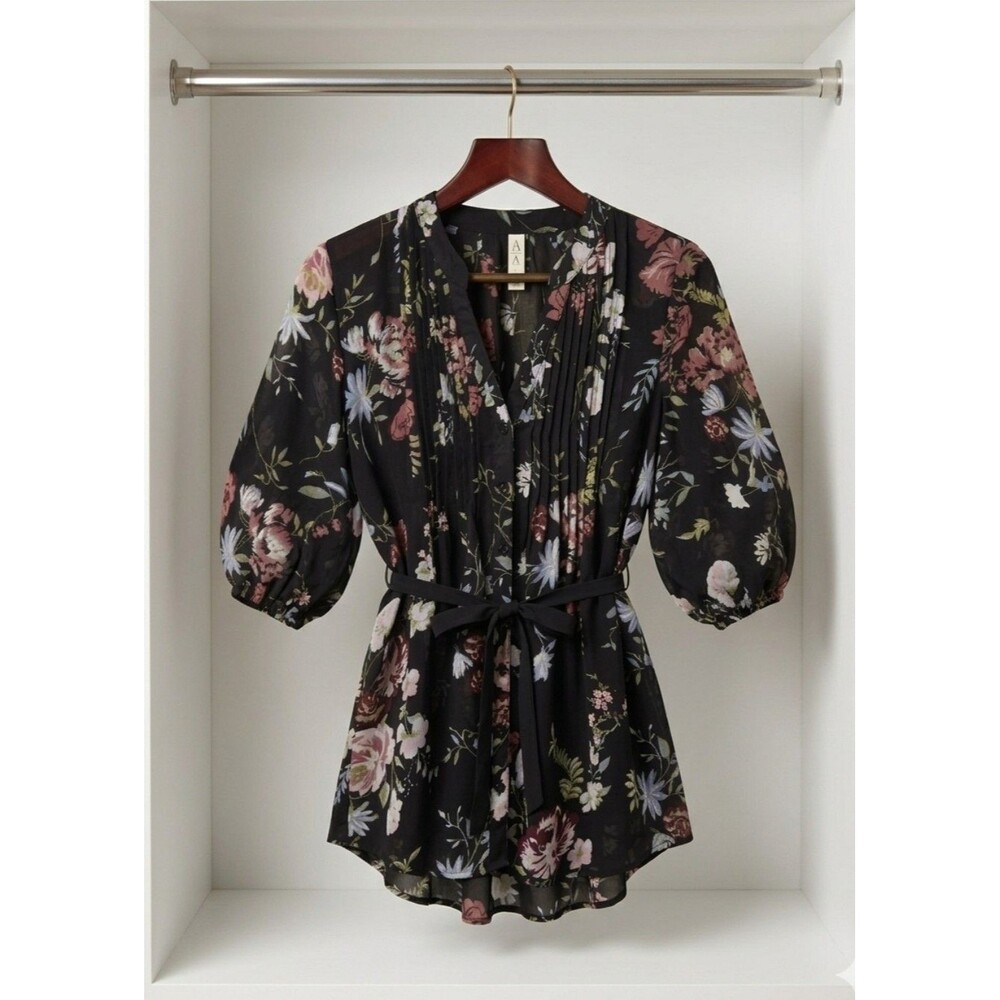 American Rag Black Floral Tunic Blouse Small Pleated Smocked Waist Roll Tab EUC